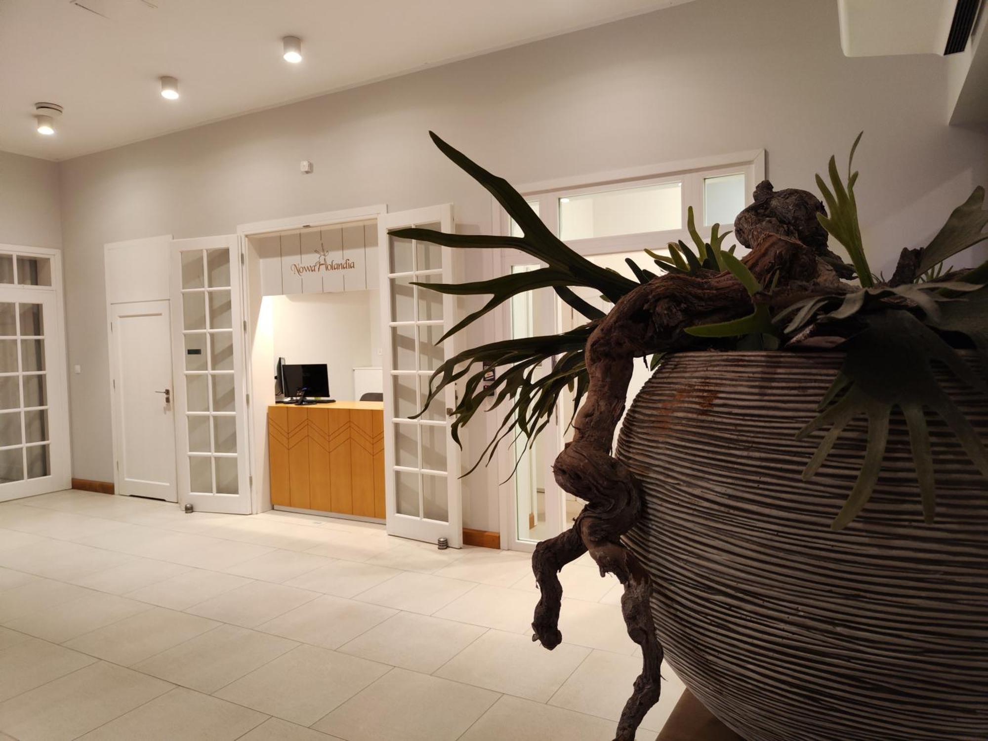 Hotel Nowa Holandia エルブロンク エクステリア 写真